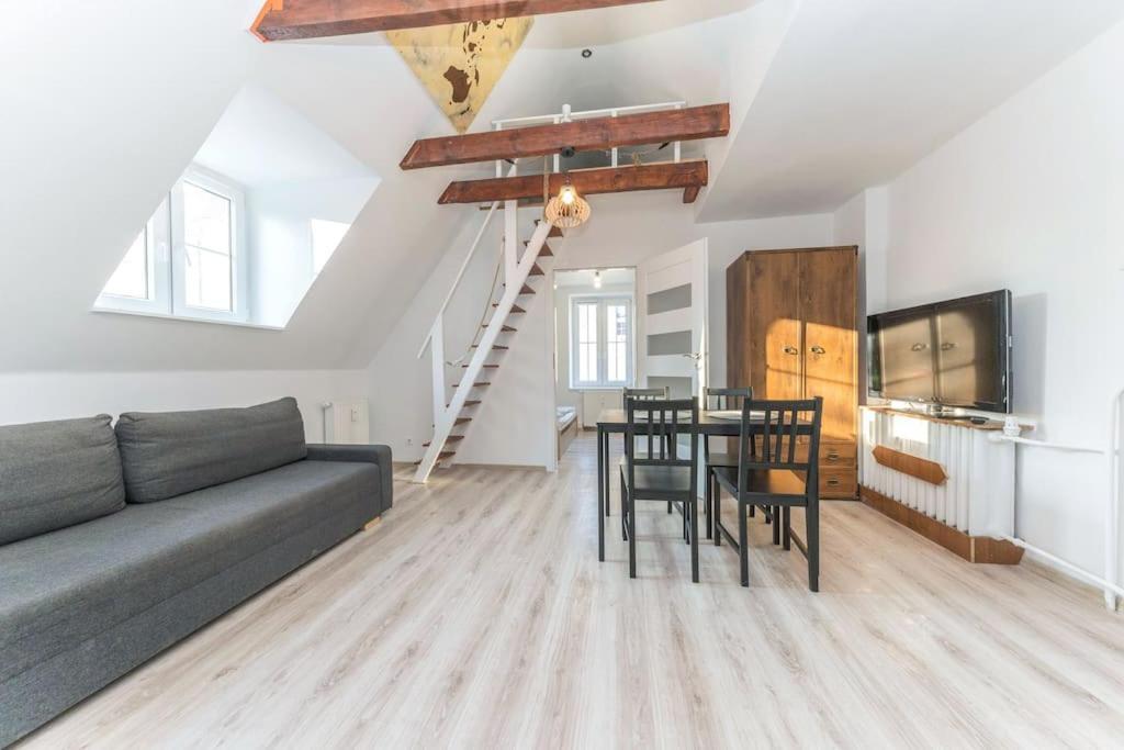 Apartment Hello Sw Ducha Loft For 6 Guests Gdansk